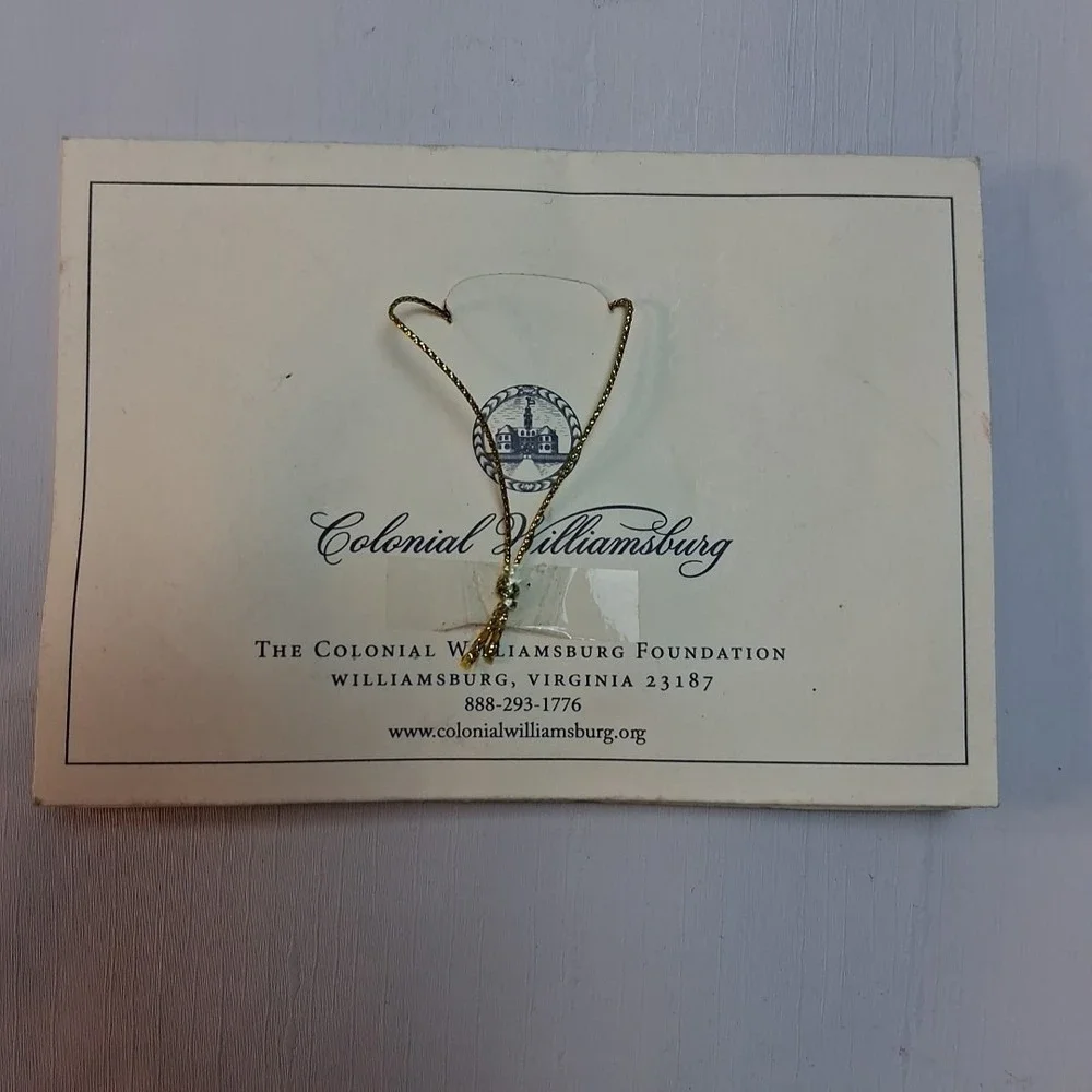 Colonial Williamsburg Ornament Unisex OS Gold Excellent 2020 Donor Museum Art